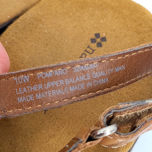 Naturalizer 10W Tan brown slip on velcro heel strap sandals cute summer vacation - Picture 5 of 5